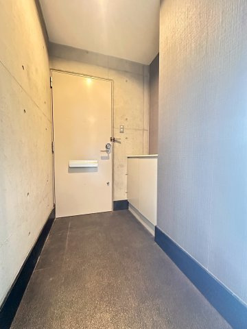 パッセージの玄関