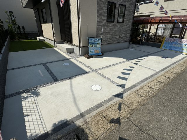 松戸市五香４丁目新築戸建【高木第二小学校：5分】の駐車場|駐車スペース・並列２台駐車可