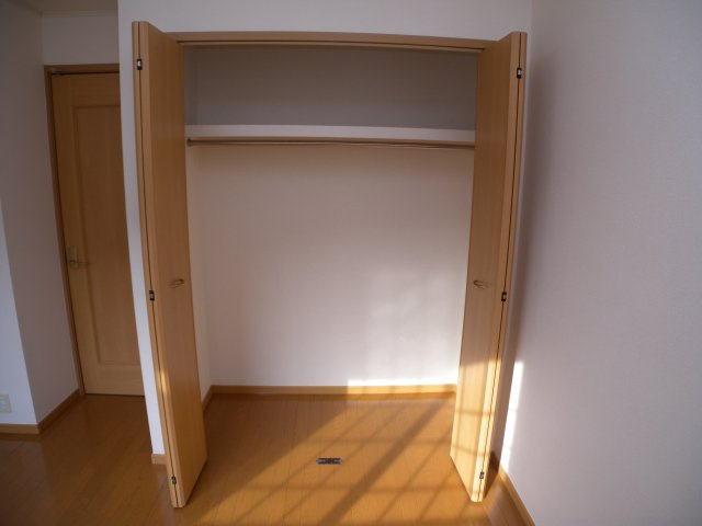 タカラピュア西の収納