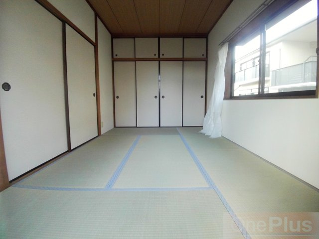 レフィナード芦屋の和室