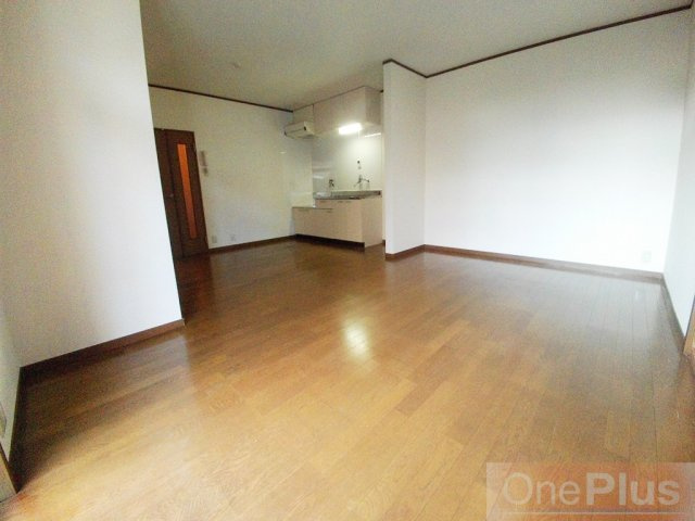 レフィナード芦屋の居間・リビング