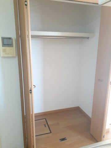 パインヒルズＡの収納