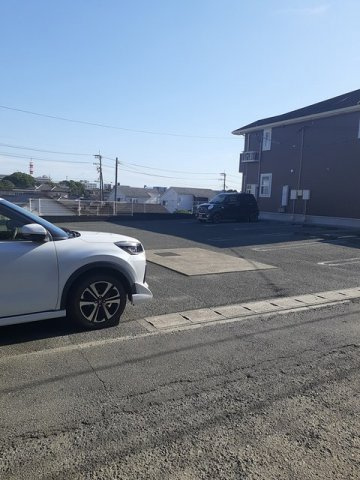 パインヒルズＡの駐車場