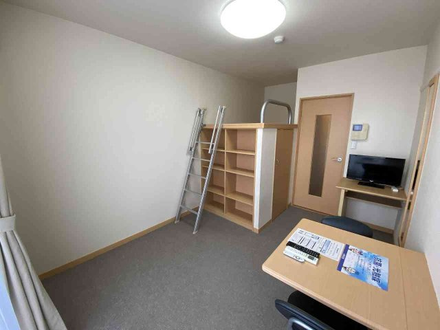 レオパレスフレア九品寺の居間・リビング|設備・仕様は号室により異なる為、現況を優先致します。