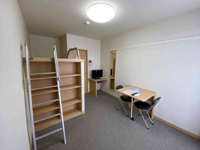 レオパレスフレア九品寺の居間・リビング|設備・仕様は号室により異なる為、現況を優先致します。