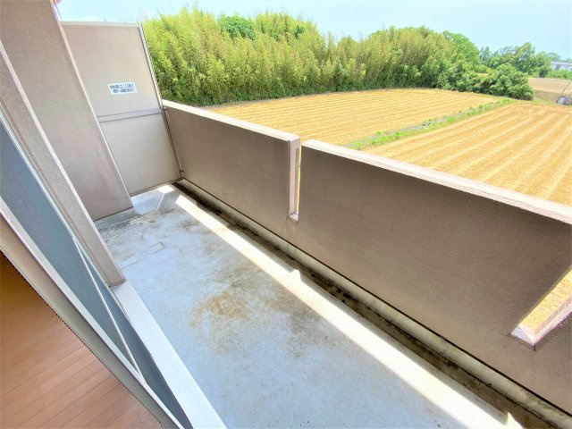 サンコート庄山のバルコニー