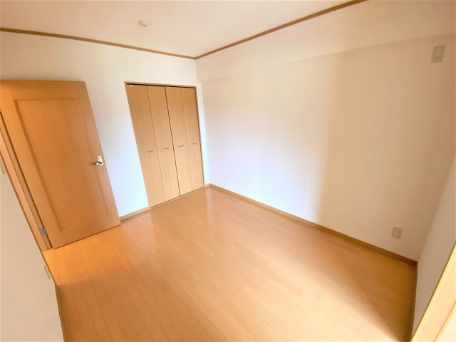 サンコート庄山の居間・リビング