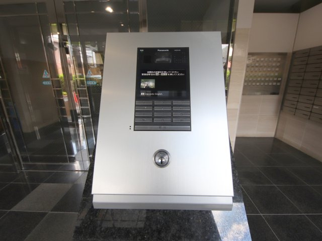 朝日プラザアーバネート奈良IIのエントランス