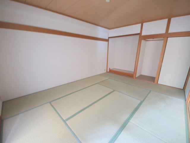 朝日プラザアーバネート奈良IIの和室