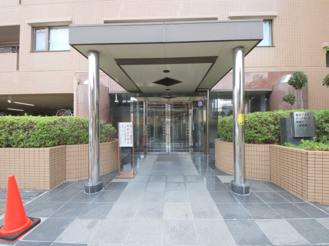 朝日プラザアーバネート奈良IIのエントランス