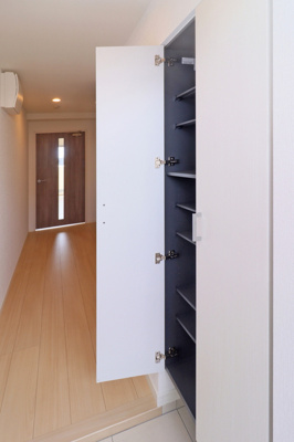 【玄関】 | サヴォイ　ラ・シャンス　★プライスホームなら仲介手数料0円です★