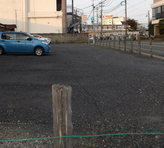 館林駅東口駐車場の外観