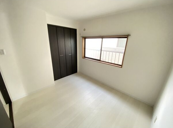 山本台3丁目戸建の寝室