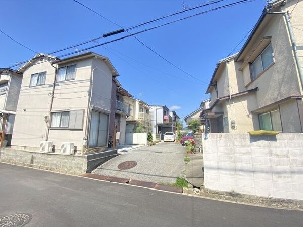 山本台3丁目戸建のエントランス