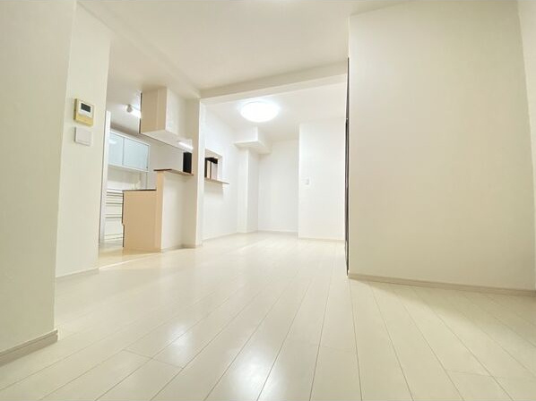 山本台3丁目戸建の居間・リビング