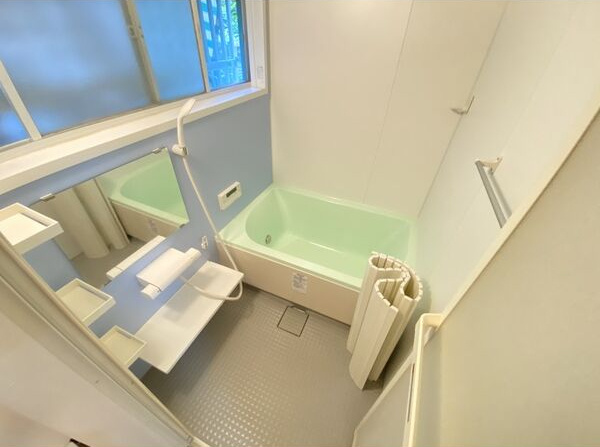 山本台3丁目戸建の浴室