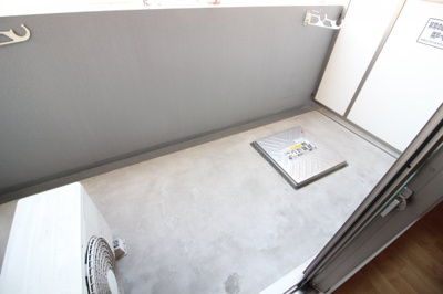 【バルコニー】 | シーラビフォリア | 東向きのバルコニー