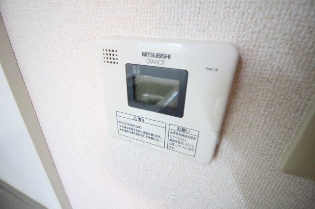 【設備】 | シーラビフォリア | 給湯器リモコン