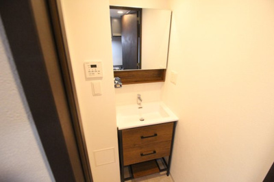 【洗面所】 | DOUBLE NINE RESIDENCE TENNOJIMINAMI | 独立洗面台