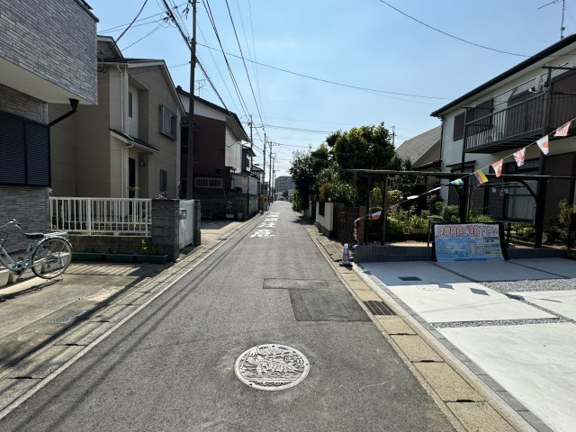 松戸市五香２丁目新築戸建（五香37期）の前面道路含む現地写真|南側前面道路