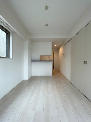 【洋室】 | サンクス高砂 | 別号室の写真になります。現況優先。