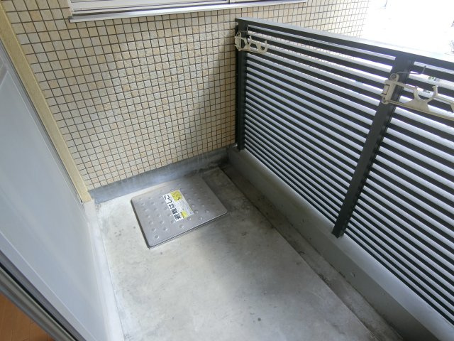 【バルコニー】 | FLAT INN UESHIO