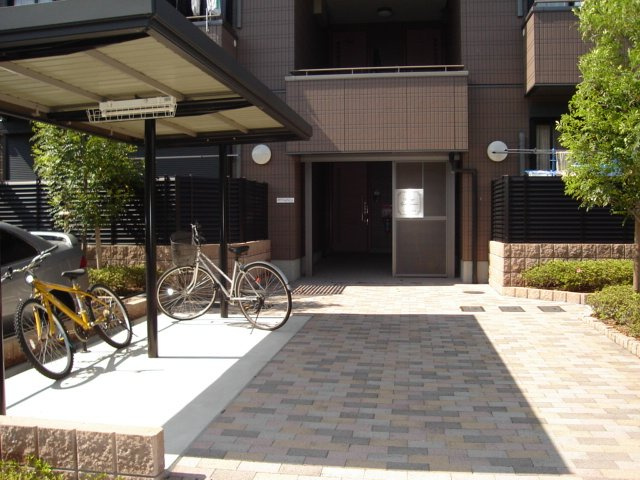 ランジェ御殿山のエントランス