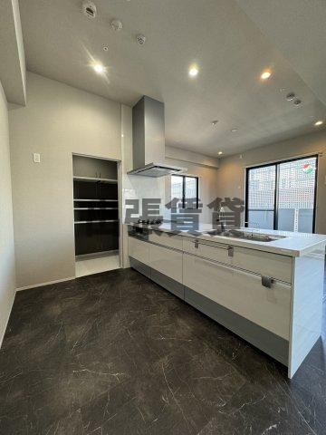 仲介手数料0円！！UNROOMのキッチン