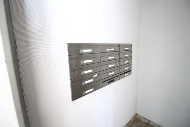 【その他共用部分】 | クリスタルライト | 郵便受け