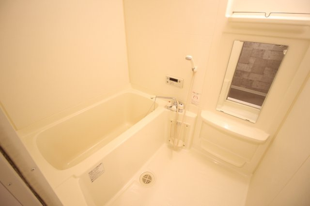 【浴室】 | クリスタルライト | バスルーム