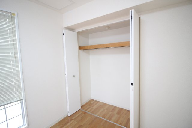 【収納】 | クリスタルライト | クローゼット