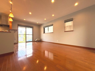【居間・リビング】 | 豊中市少路1丁目貸家