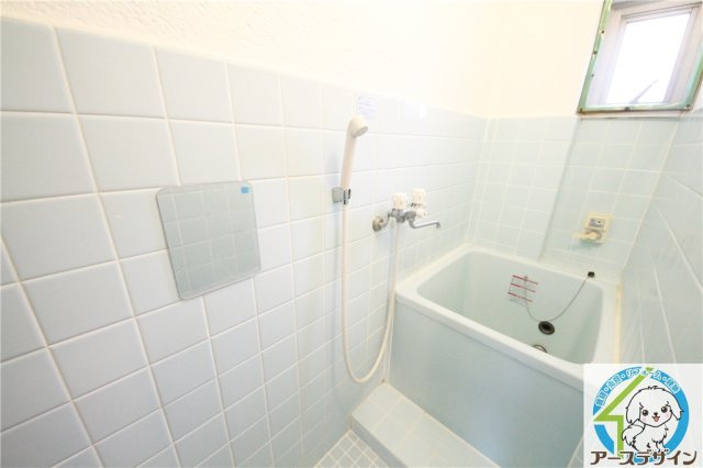 大黒ビルの浴室