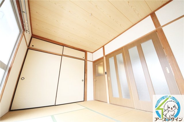 大黒ビルの和室