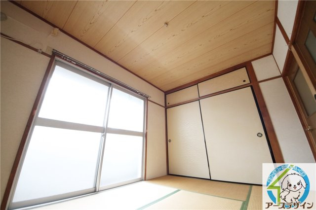 大黒ビルの和室