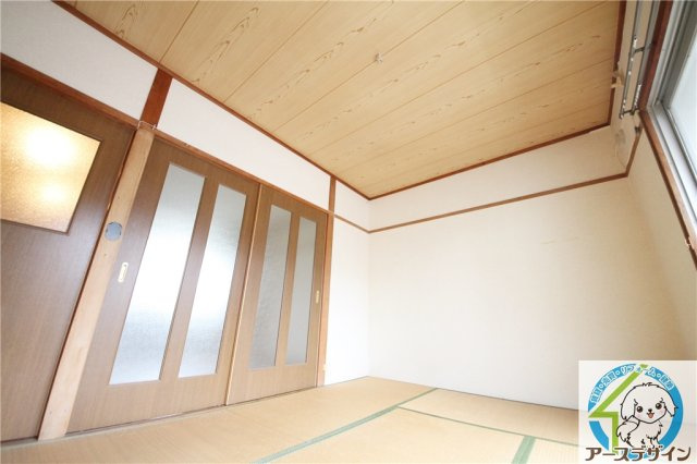 大黒ビルの和室