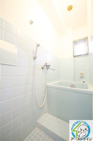 大黒ビルの浴室