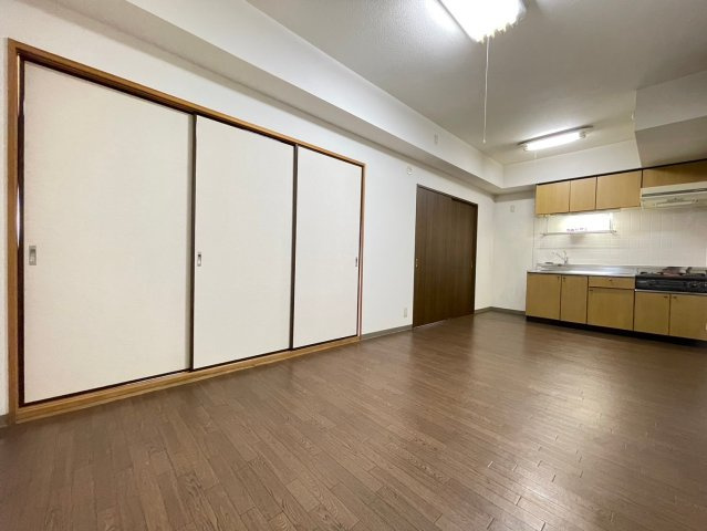 【居間・リビング】