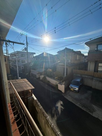 習志野市津田沼７丁目のアパートのバルコニー