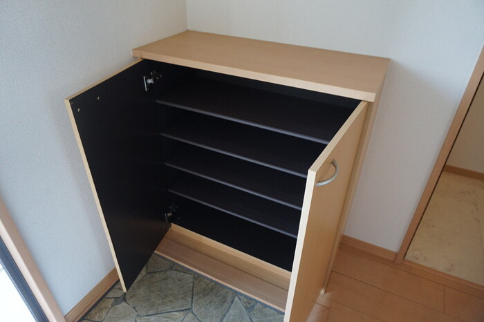 アープトライ東鷹跡　Aの玄関