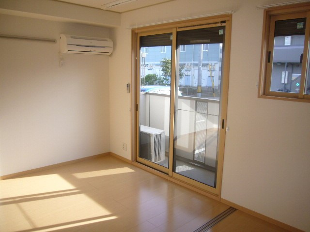 アープトライ東鷹跡　Aの洋室