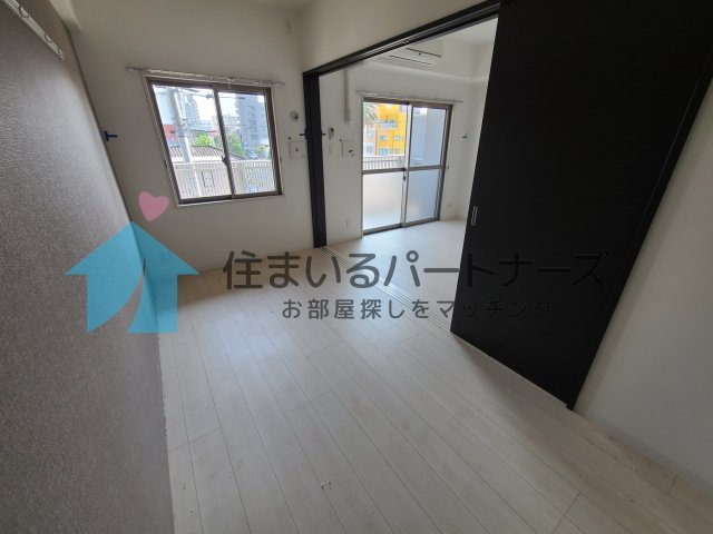 カサグランデ本町の寝室|個人の部屋や寝室として使える洋室です