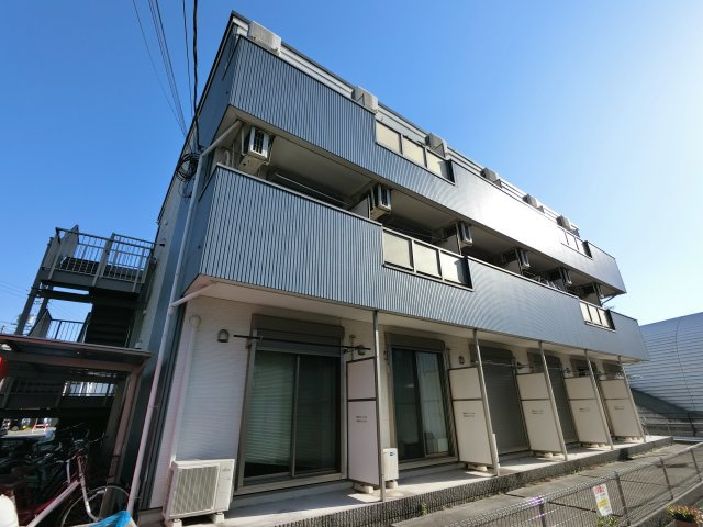 プリズム7番館の外観