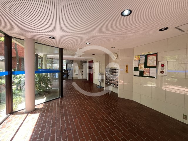 ハイマート夕陽ヶ丘2番館のロビー|ハイマート夕陽ヶ丘2番館　ロビー