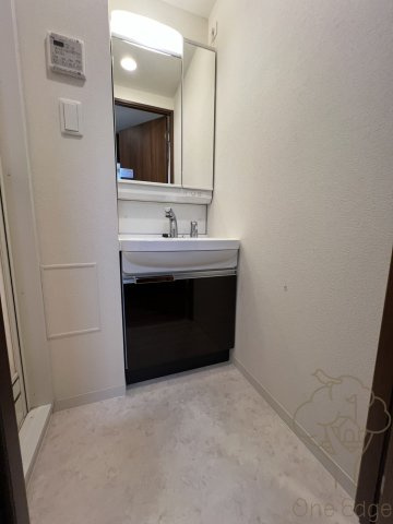 プレサンス淡路駅前の洗面所