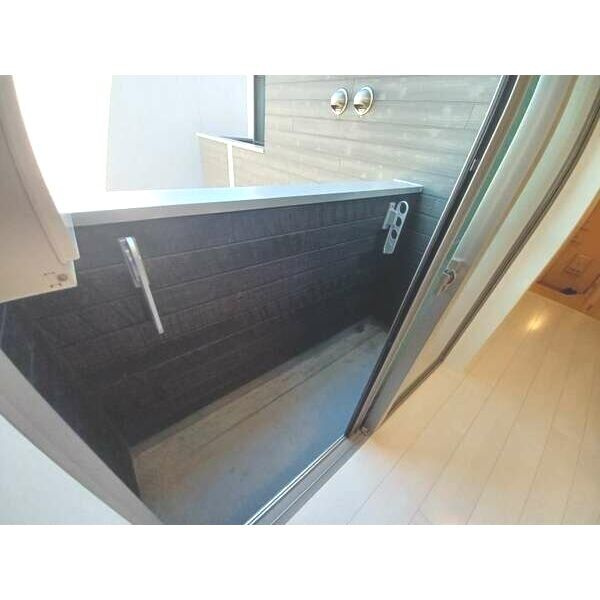 colors　名古屋市賃貸　仲介手数料無料のバルコニー