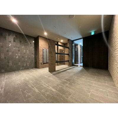 【ロビー】 | クレストタップ京橋 | きれいなロビーです