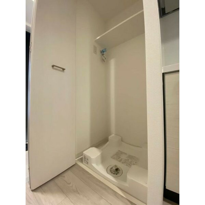 【設備】 | クレストタップ京橋 | 洗濯機置場です