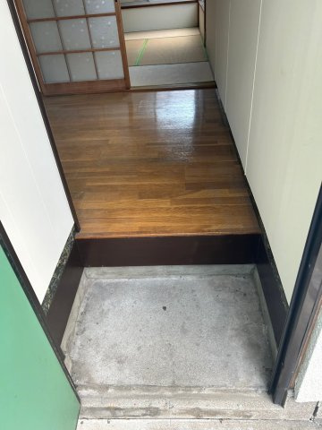 コーポ豊田の玄関