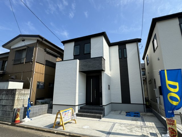 松戸市小金原９丁目新築戸建【貝の花小学校：10分】の外観|２号棟外観・完成済み内覧可能です！